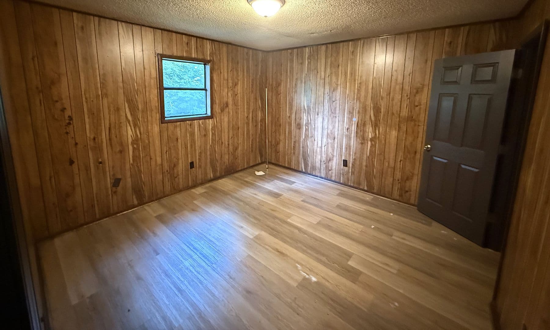 Jonesboro Apartment: 352 N Allis