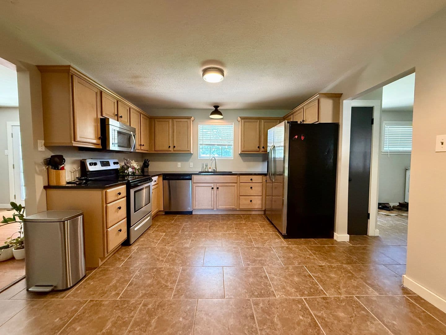 Jonesboro House: 316 Marzee Ann Drive