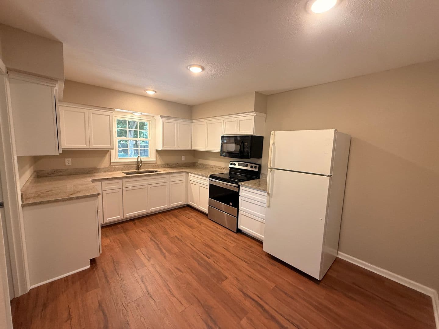 Jonesboro House: 1801 Bernard