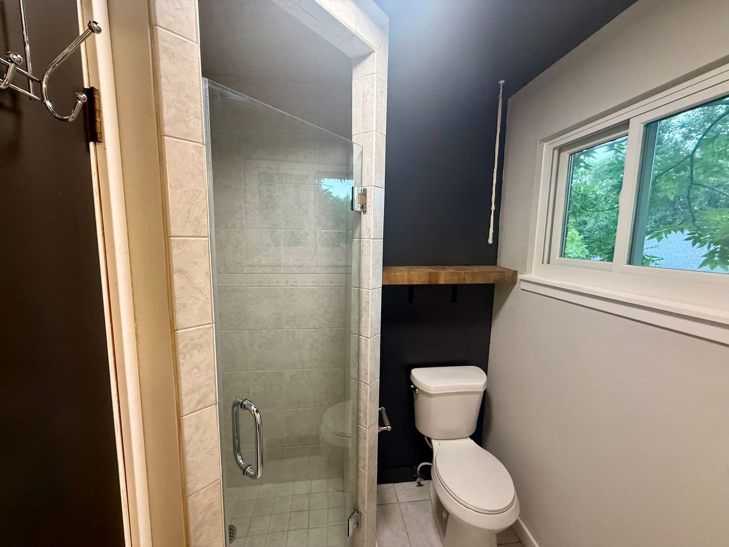 Jonesboro House: 316 Marzee Ann Drive