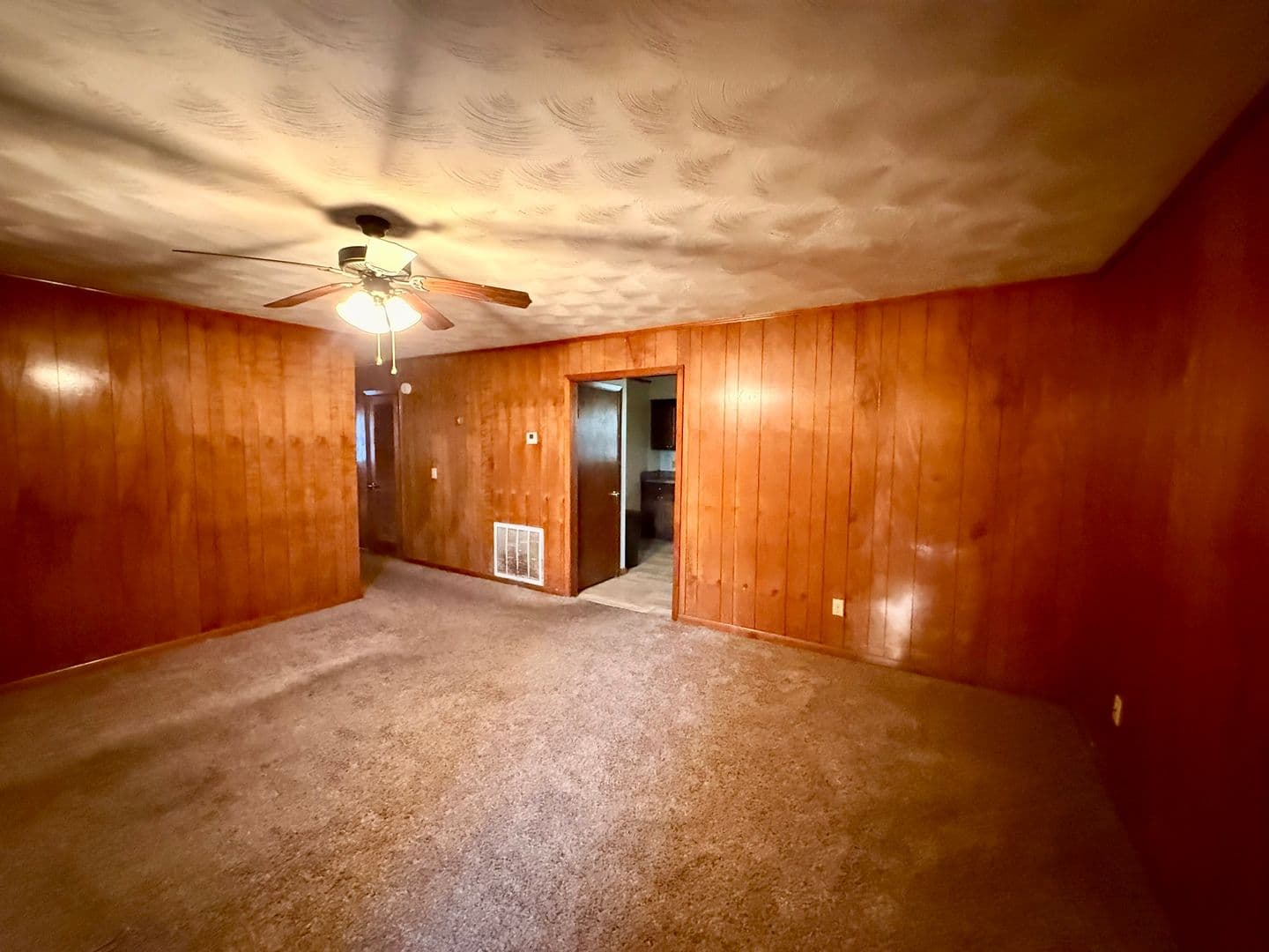 Jonesboro House: 2103 Brazos