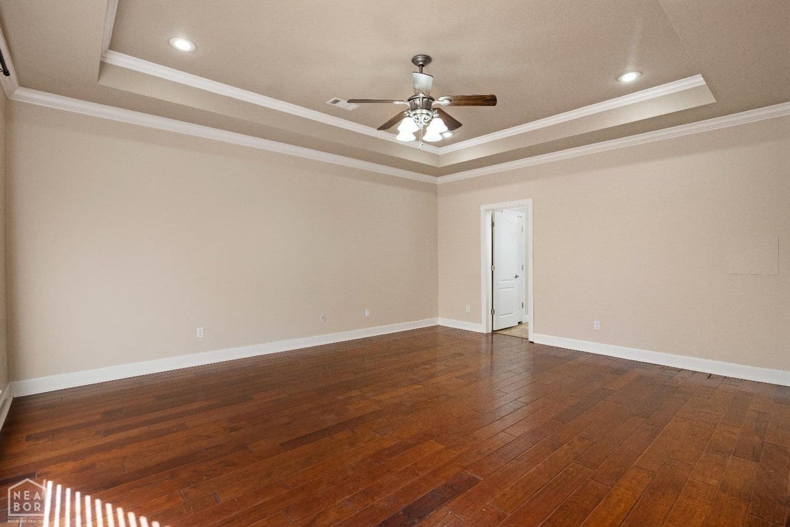 Jonesboro House: 4801 Lochmoor