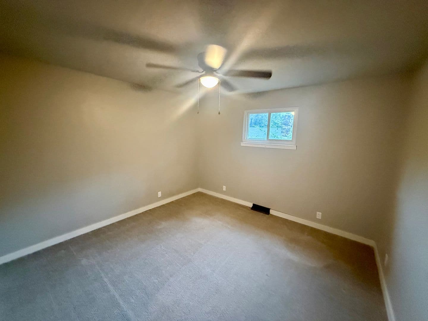 Jonesboro House: 316 Marzee Ann Drive