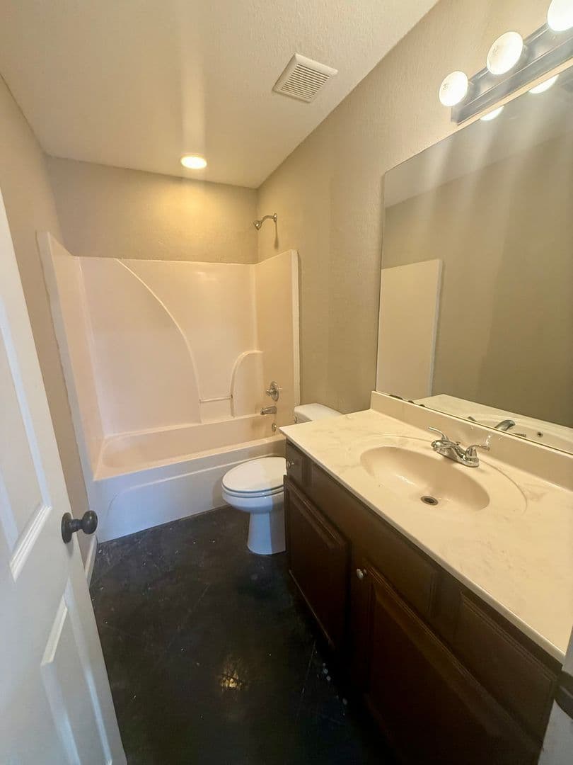 Jonesboro Apartment: 3705 School Street