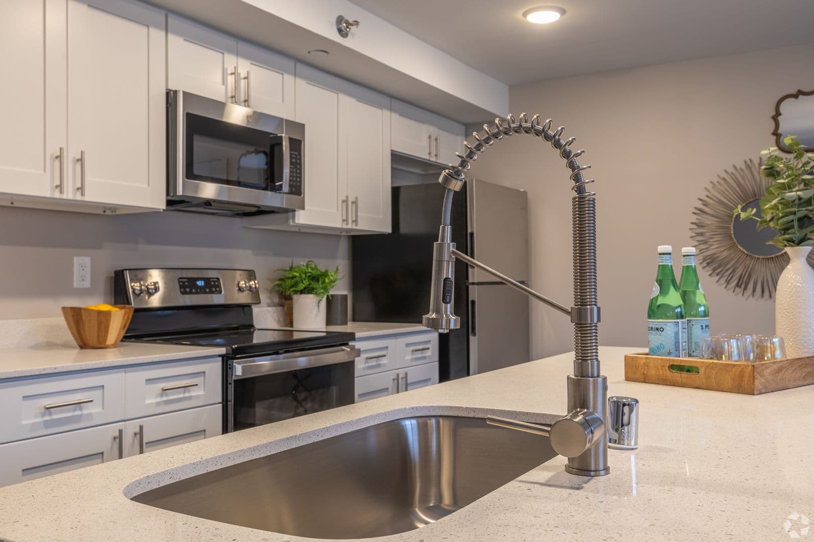 Glendale Apartment: 1616 W Bender Rd.