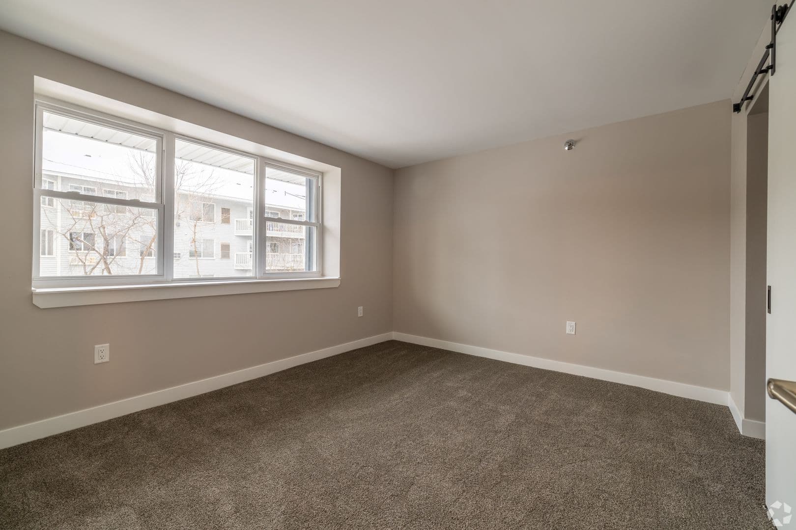 Glendale Apartment: 1616 W Bender Rd.