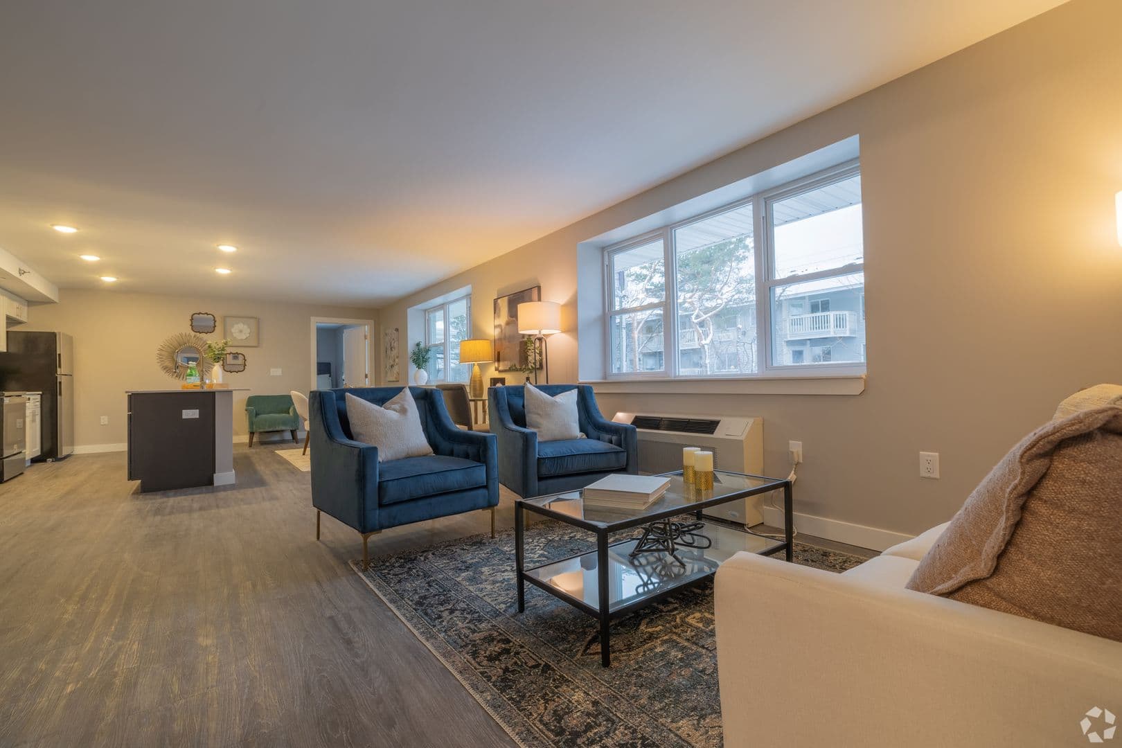 Glendale Apartment: 1616 W Bender Rd.