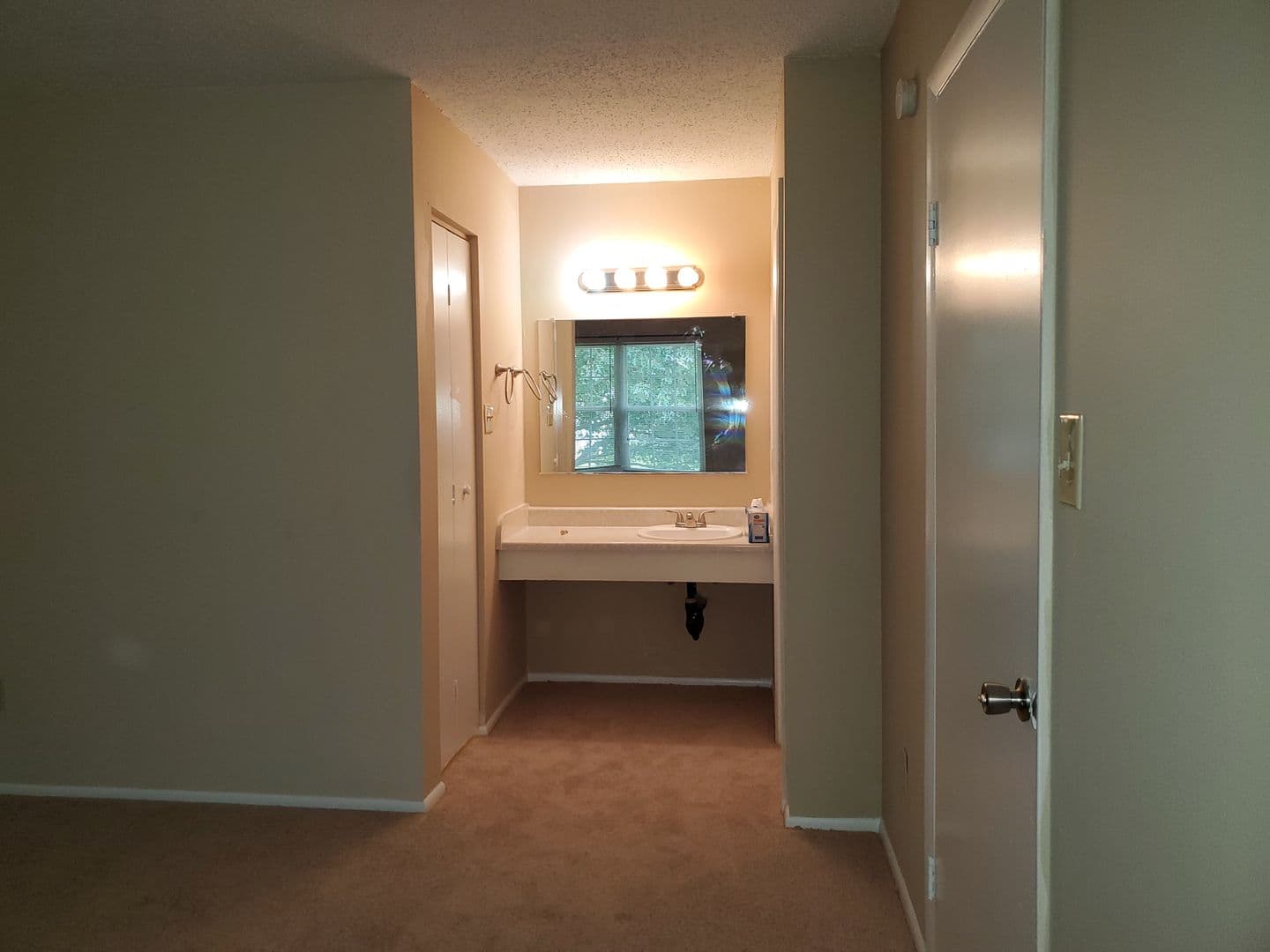 Virginia Beach Condo: 327 Thalia Station Ct