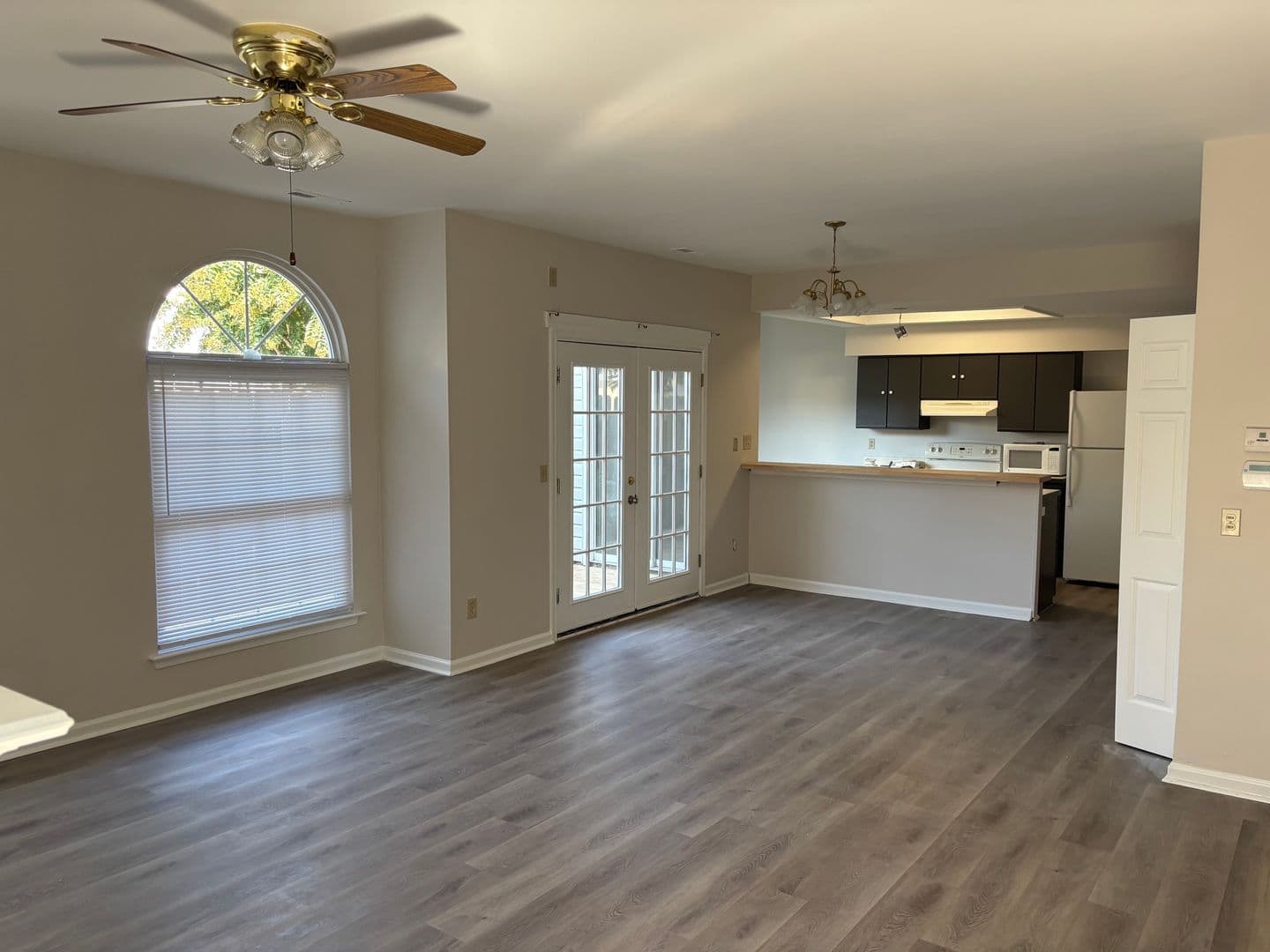 Virginia Beach Townhome: 4629 Georgetown Place