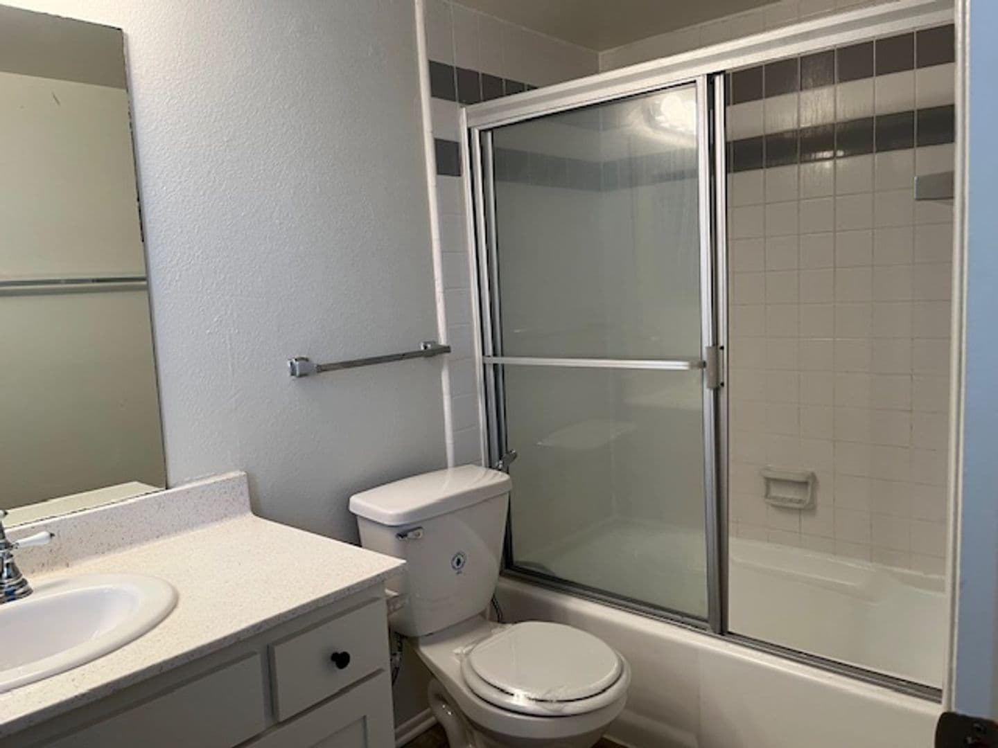 Canoga Park Townhome: 7700 Topanga Canyon Blvd.