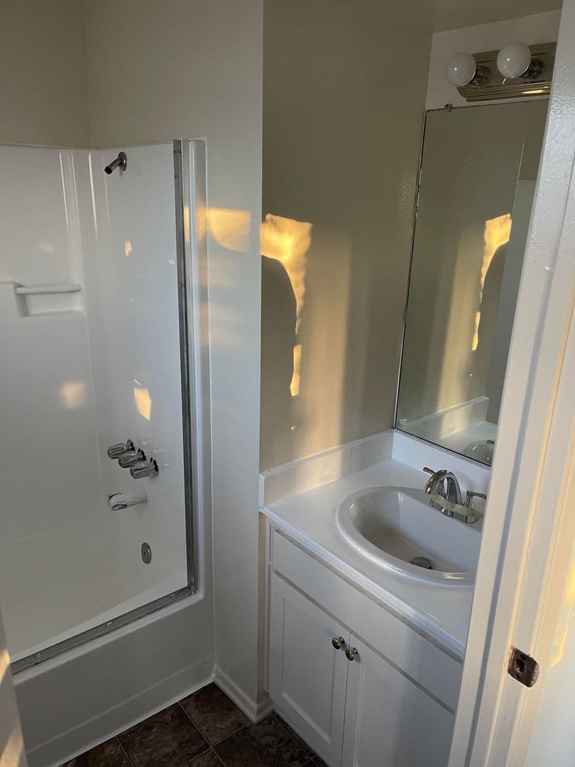 Canoga Park Townhome: 21051 Gresham Street