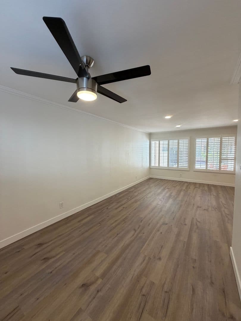 Beverly Hills Apartment: 442 So. Rexford Drive