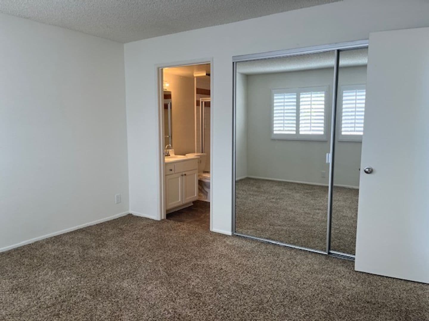 Canoga Park Townhome: 7700 Topanga Canyon Blvd.
