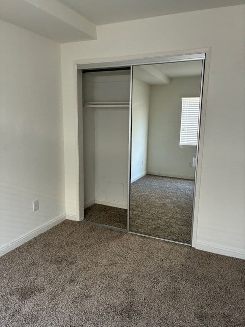 Valley Village Apartment: 12024 Kling Street