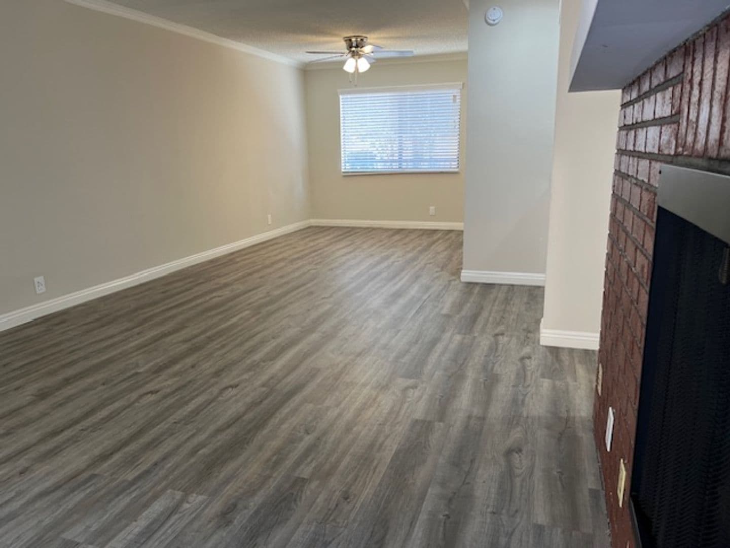 Canoga Park Townhome: 21030 Gresham Street