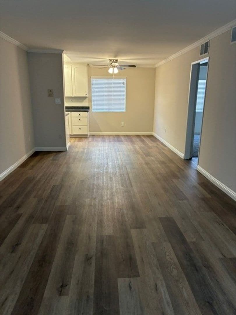Valley Village Apartment: 12024 Kling Street