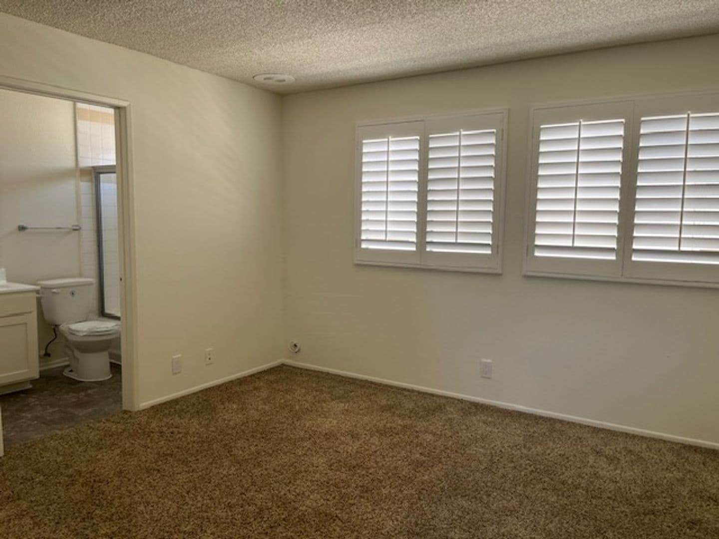 Canoga Park Townhome: 7700 Topanga Canyon Blvd.
