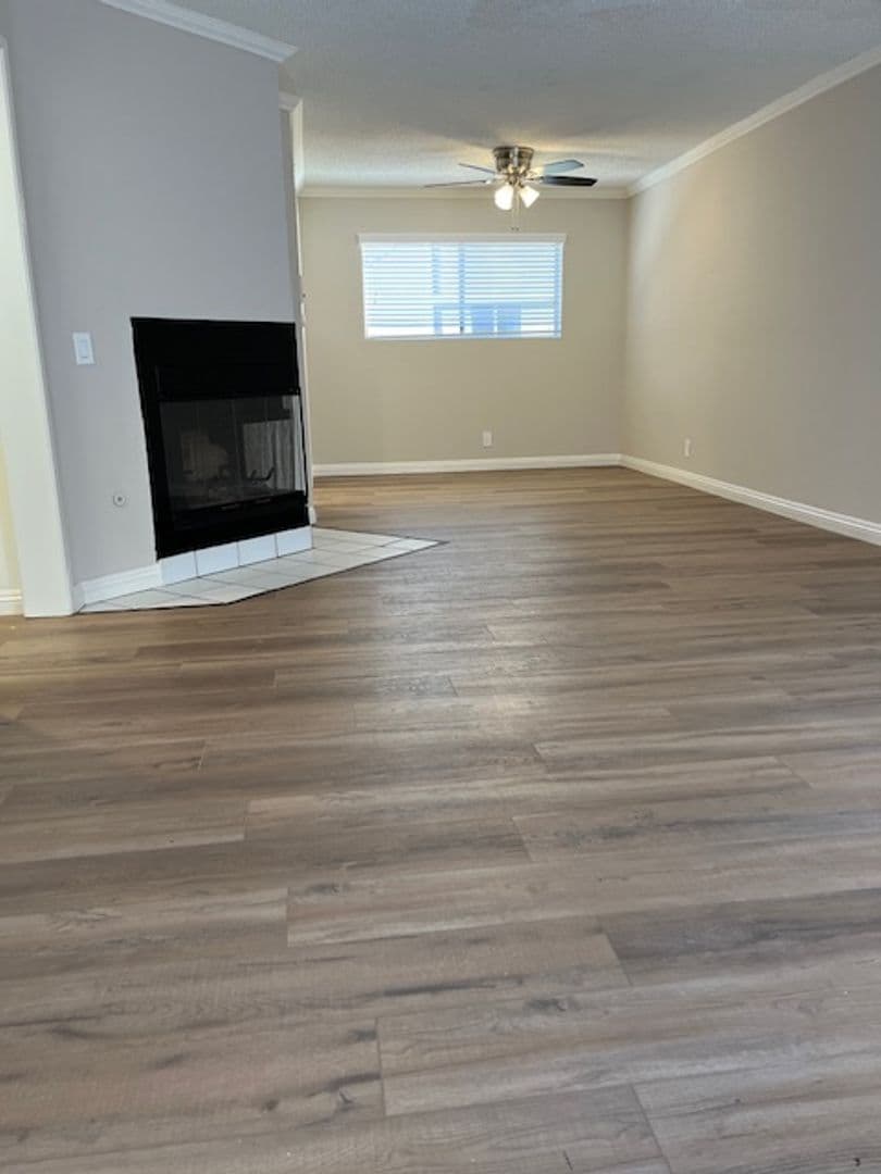 Canoga Park Townhome: 21030 Gresham Street