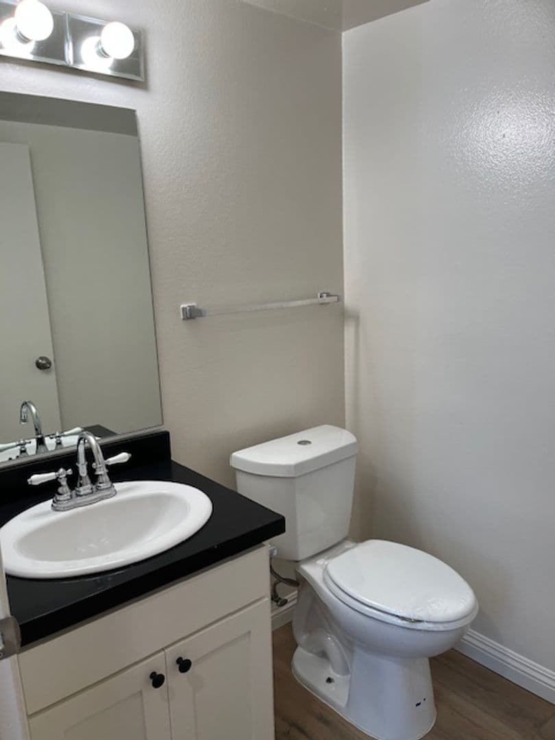 Canoga Park Townhome: 21030 Gresham Street