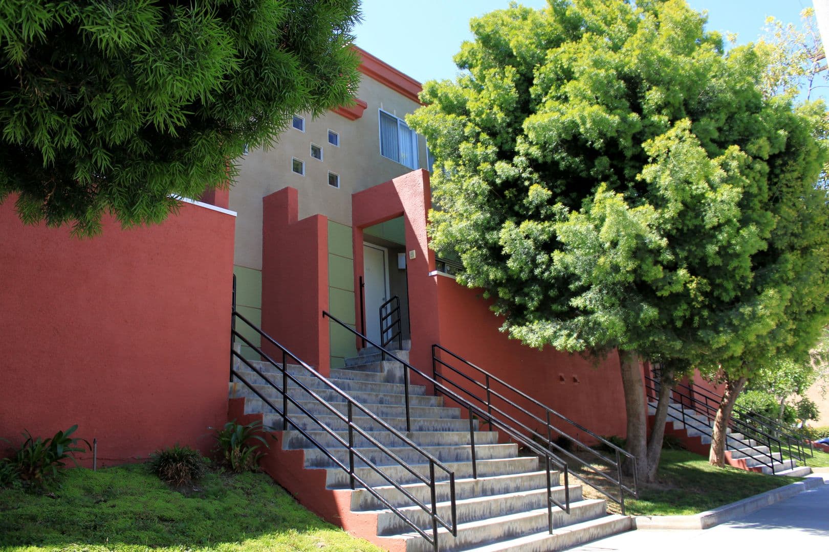 Canoga Park Townhome: 21030 Gresham Street
