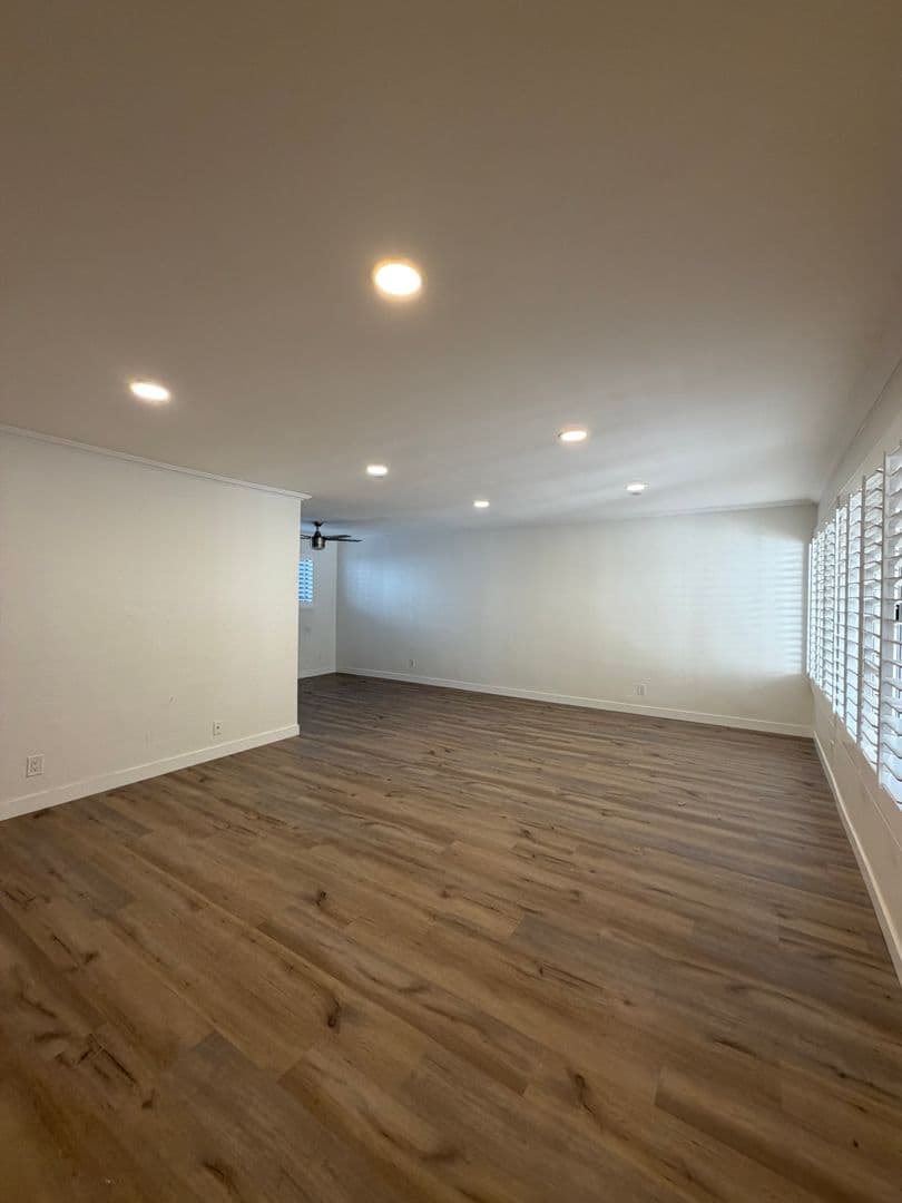 Beverly Hills Apartment: 442 So. Rexford Drive