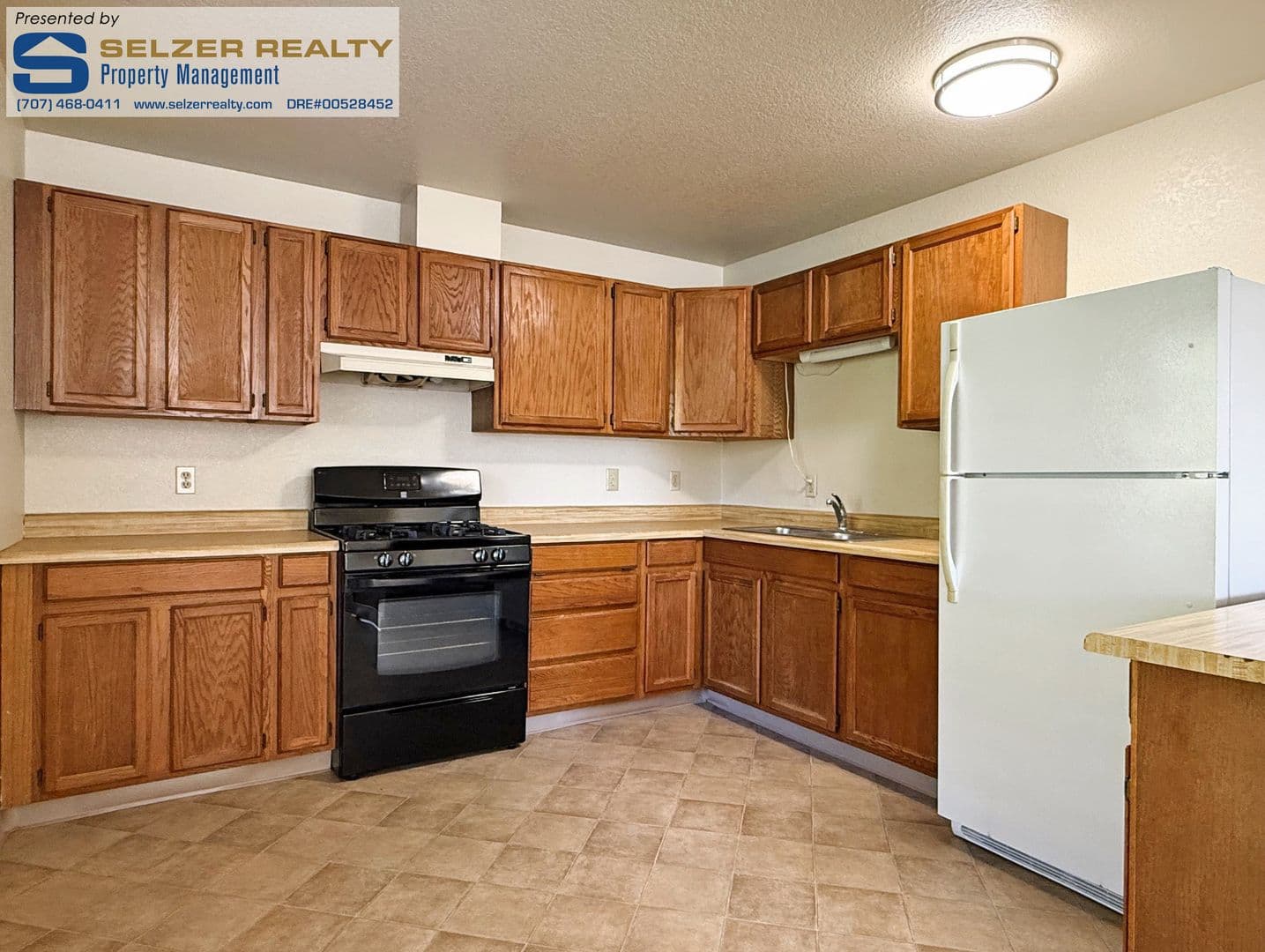 Ukiah Apartment: 610 Talmage Rd.