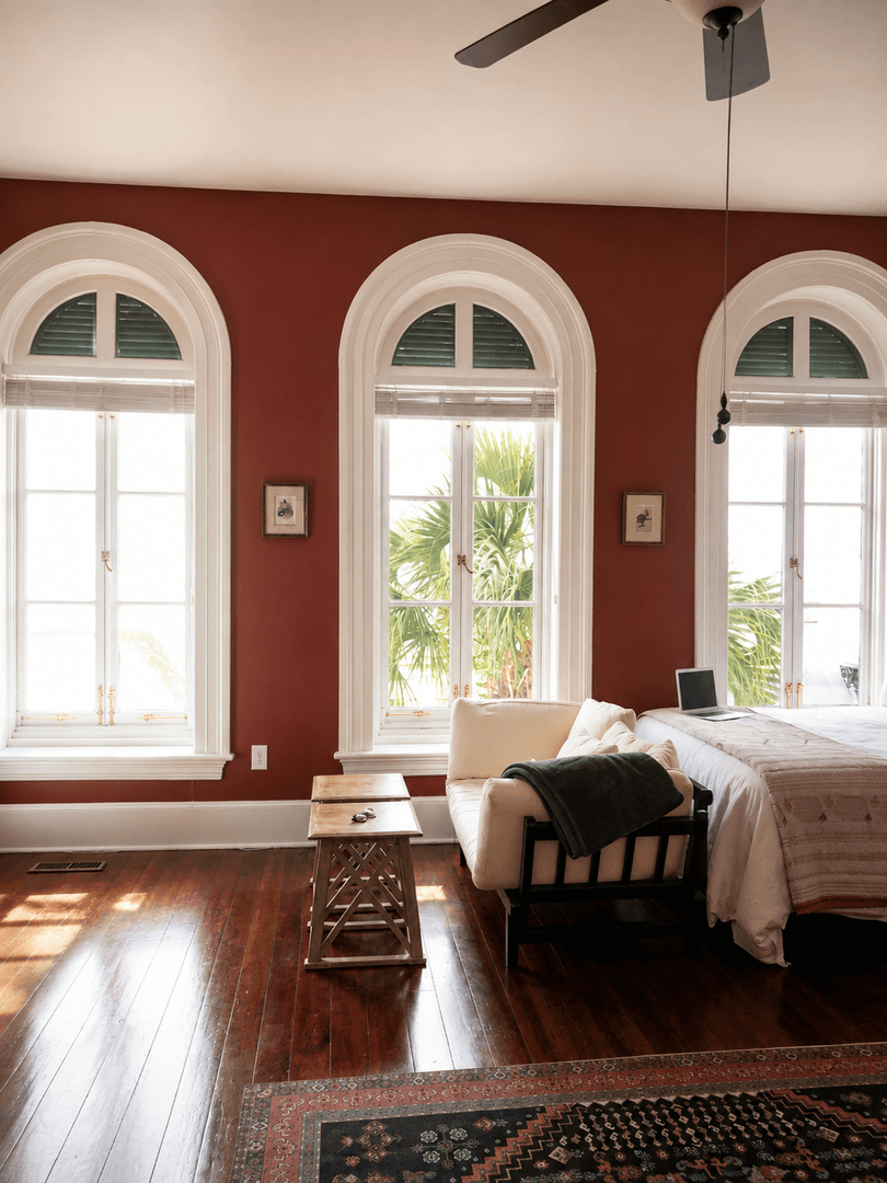 Charleston Apartment: 333 King Street