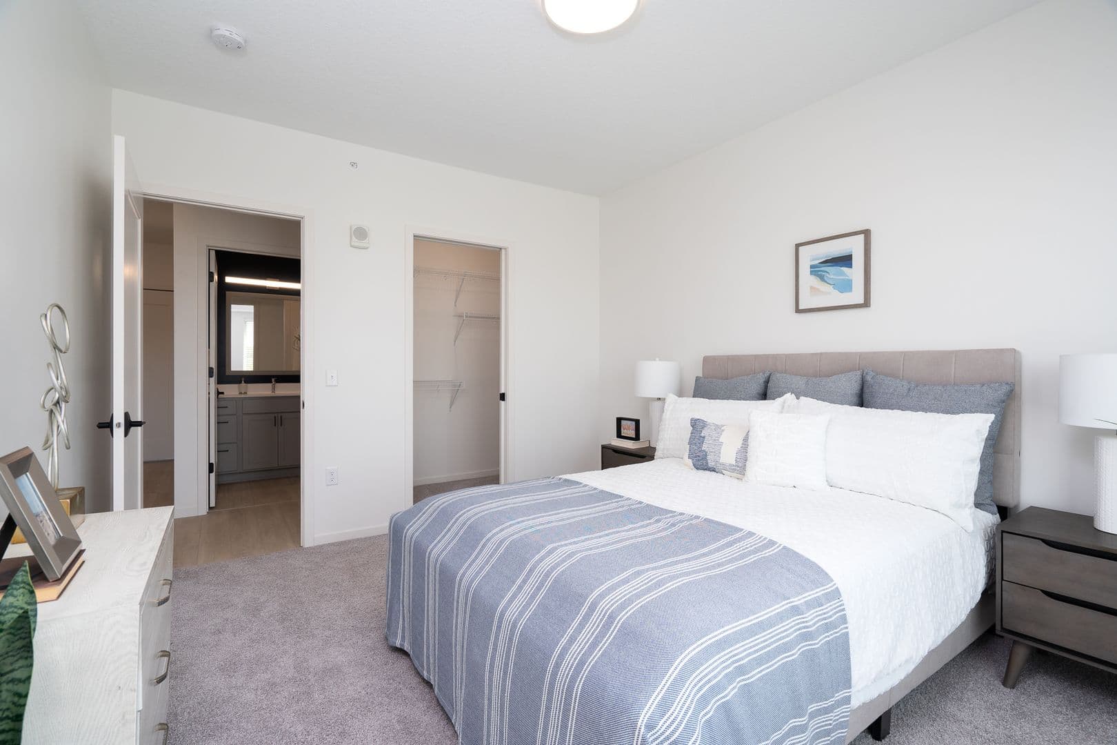 Eagan Apartment: 3810 Ballantrae Road