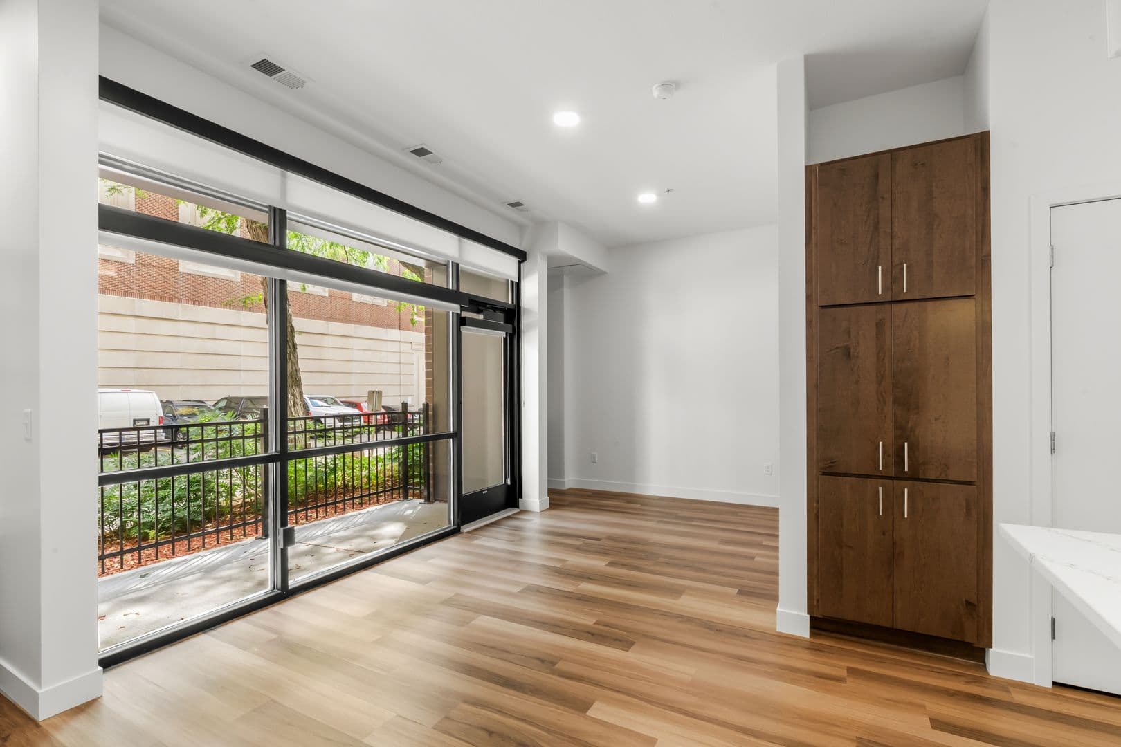 Minneapolis Apartment: 115 2nd Ave South
