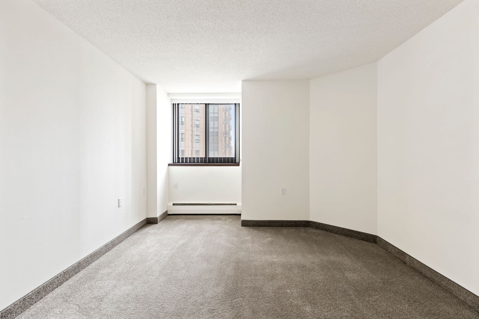 Minneapolis Apartment: 115 2nd Ave South