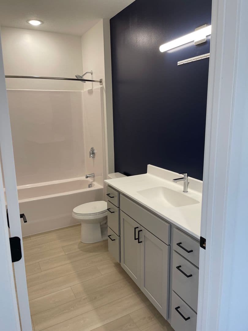 Eagan Apartment: 3810 Ballantrae Road
