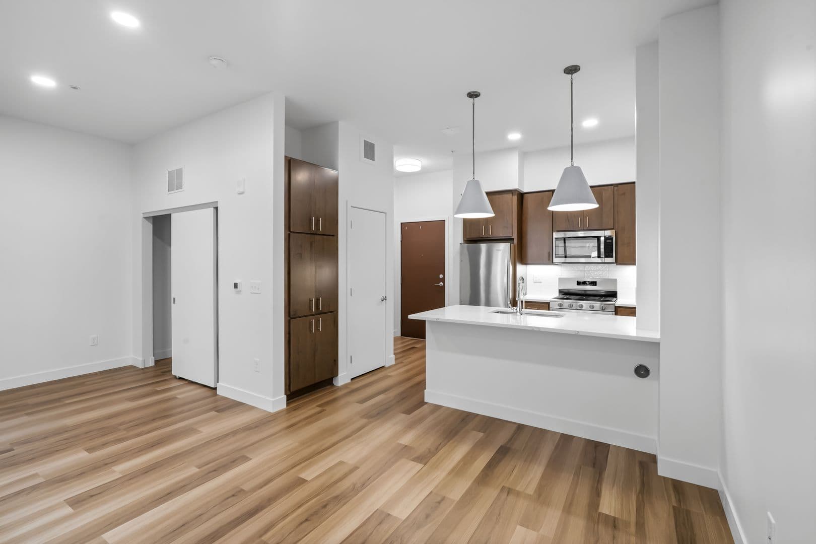 Minneapolis Apartment: 115 2nd Ave South
