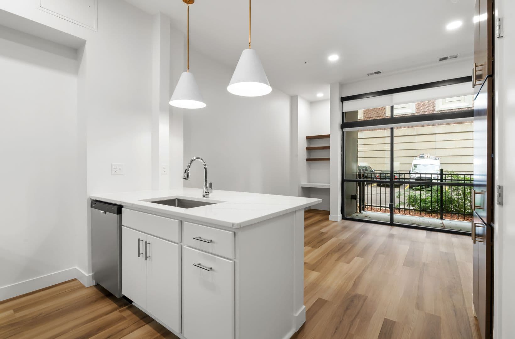Minneapolis Apartment: 115 2nd Ave South