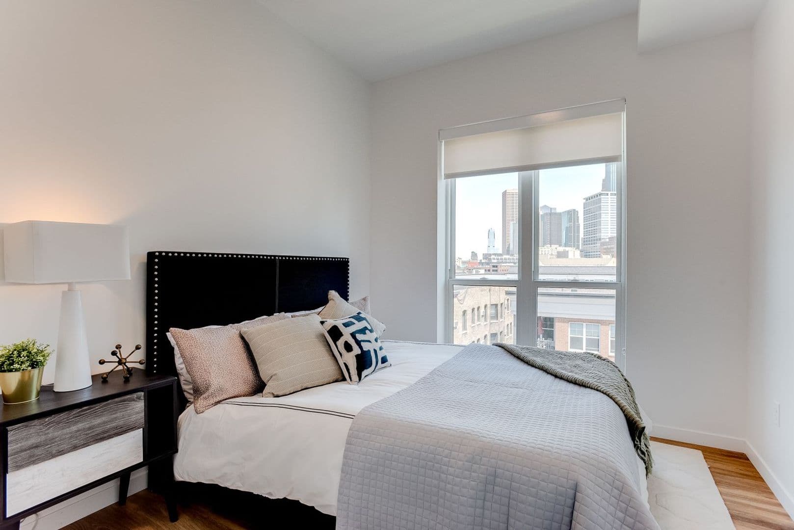 Minneapolis Apartment: 47 Spruce Place
