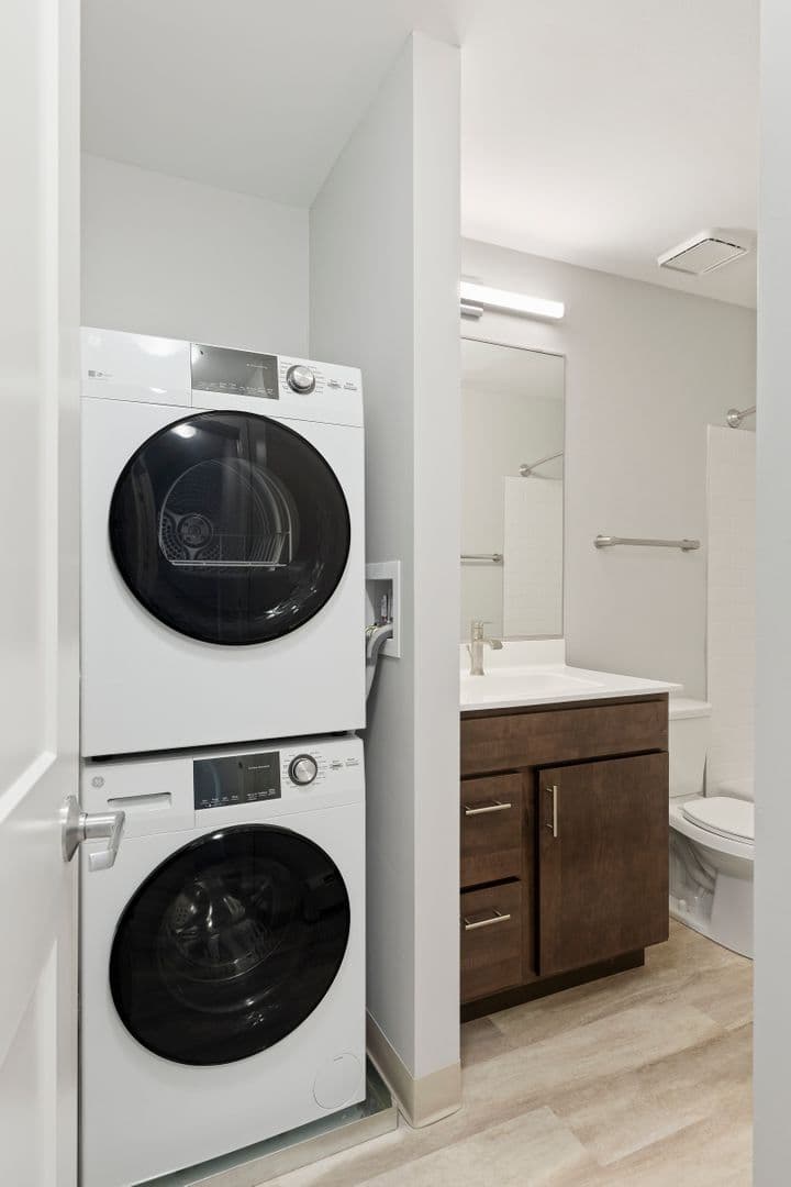 Eagan Apartment: 3800 Ballantrae Road