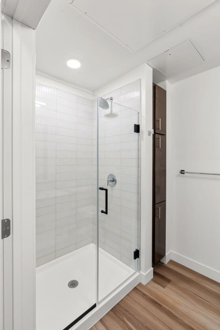 Minneapolis Apartment: 115 2nd Ave South