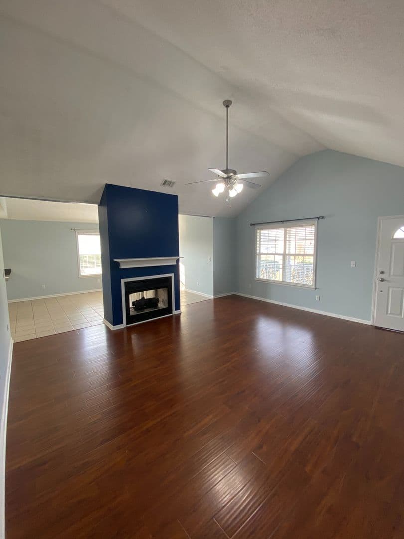 Bonaire House: 304 Wynfield Lane
