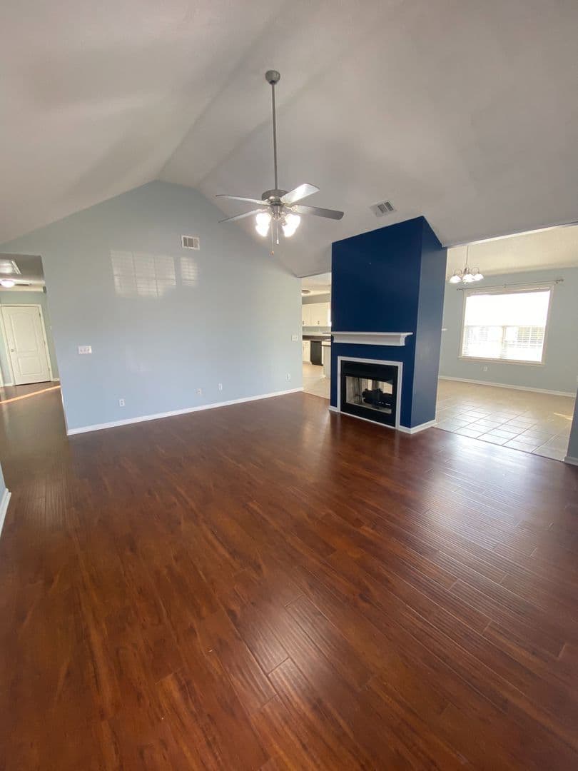 Bonaire House: 304 Wynfield Lane