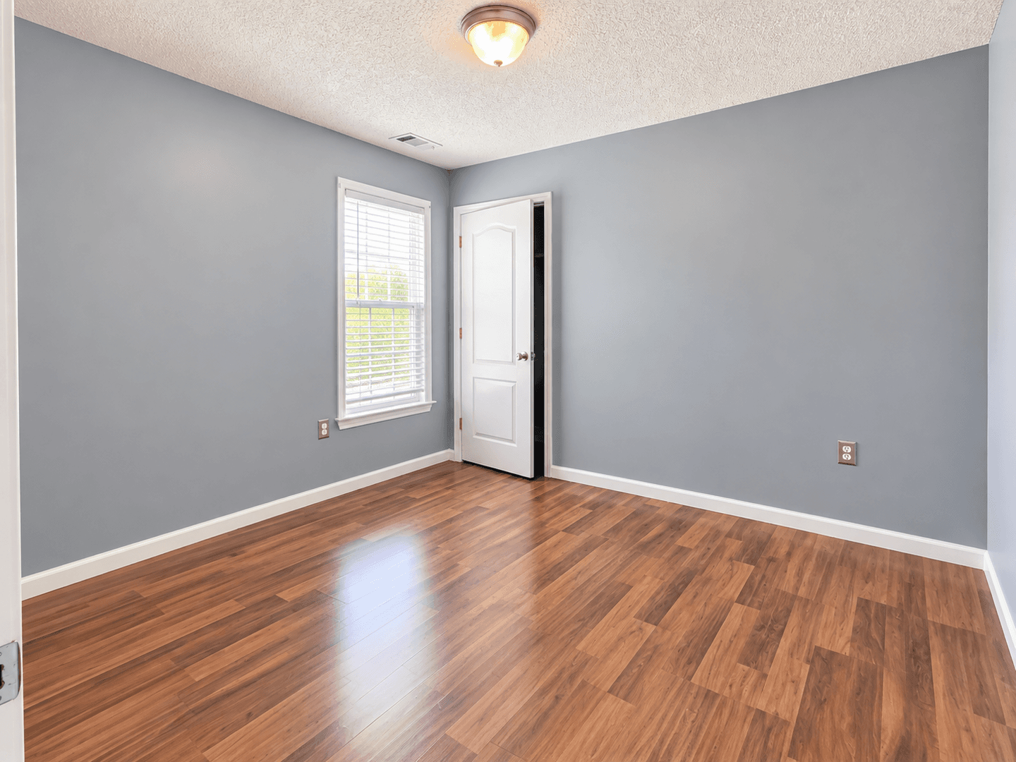 Warner Robins House: 400 Haverhill Circle