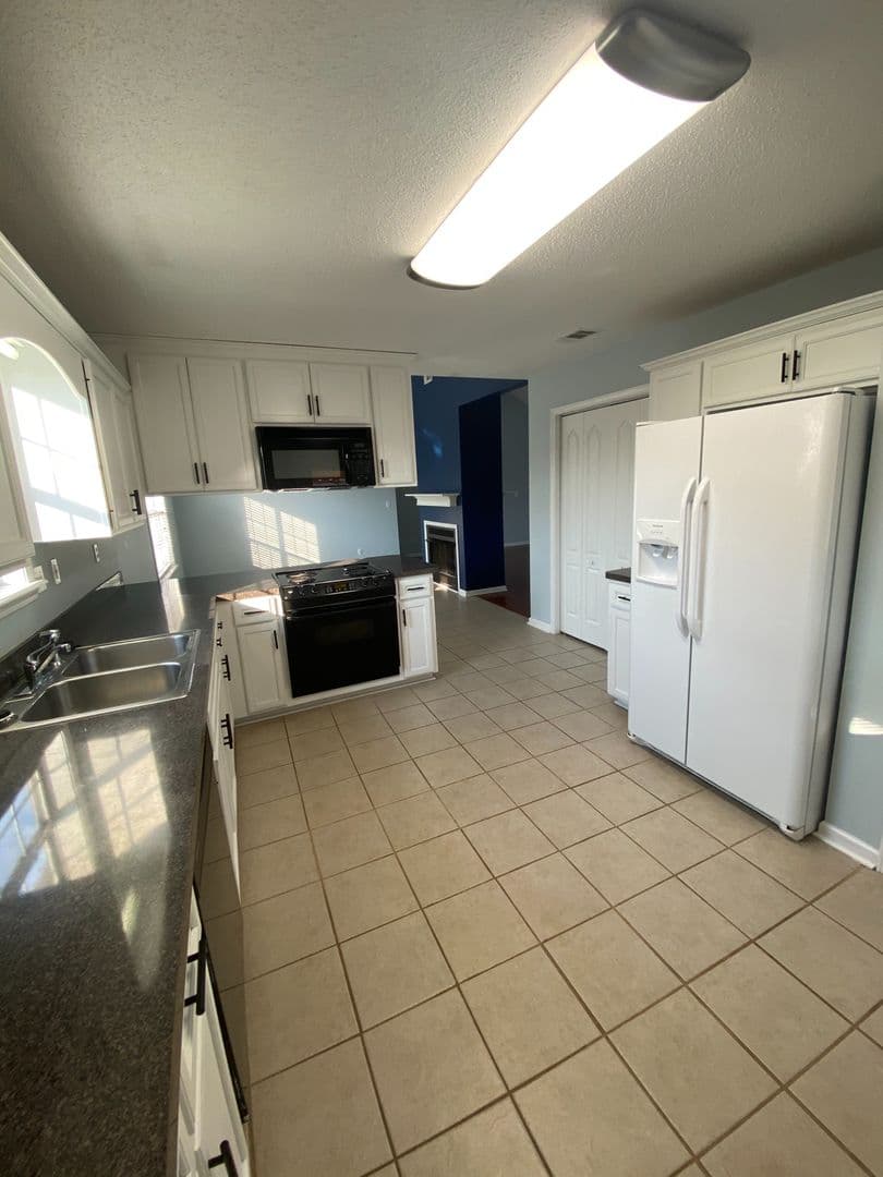 Bonaire House: 304 Wynfield Lane