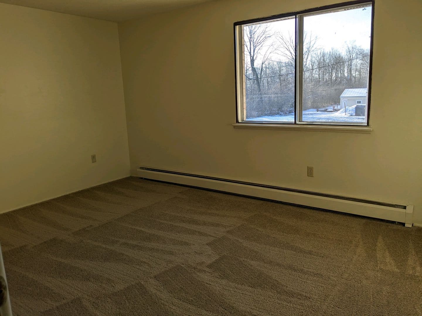 Batavia Apartment: North Spruce Street