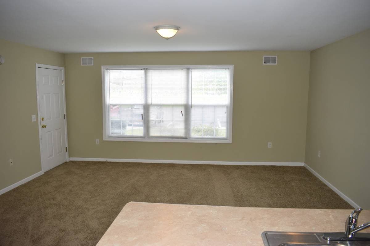 Manchester Apartment: 69 State Street