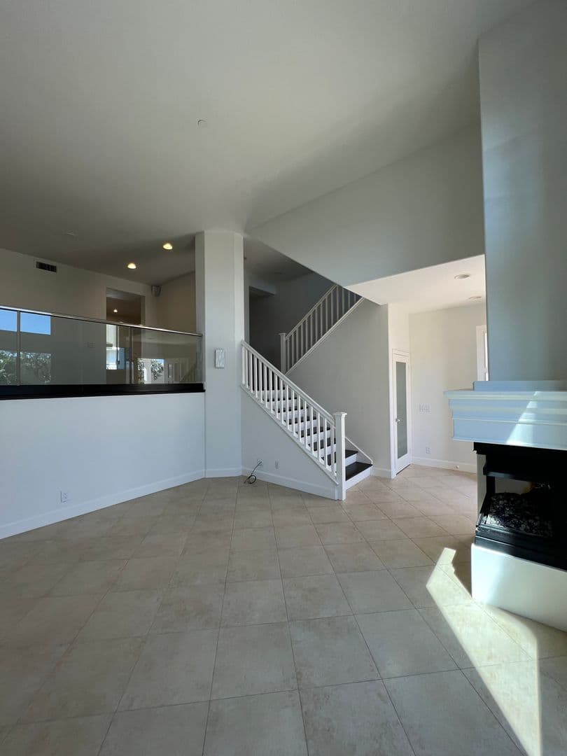 Huntington Beach House: 19411 Surfset Drive