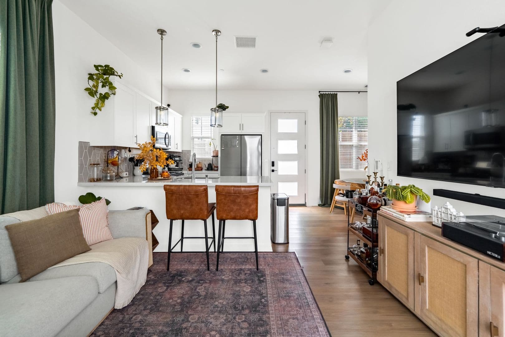 Ontario Condo: 2488 E. Encanto Paseo
