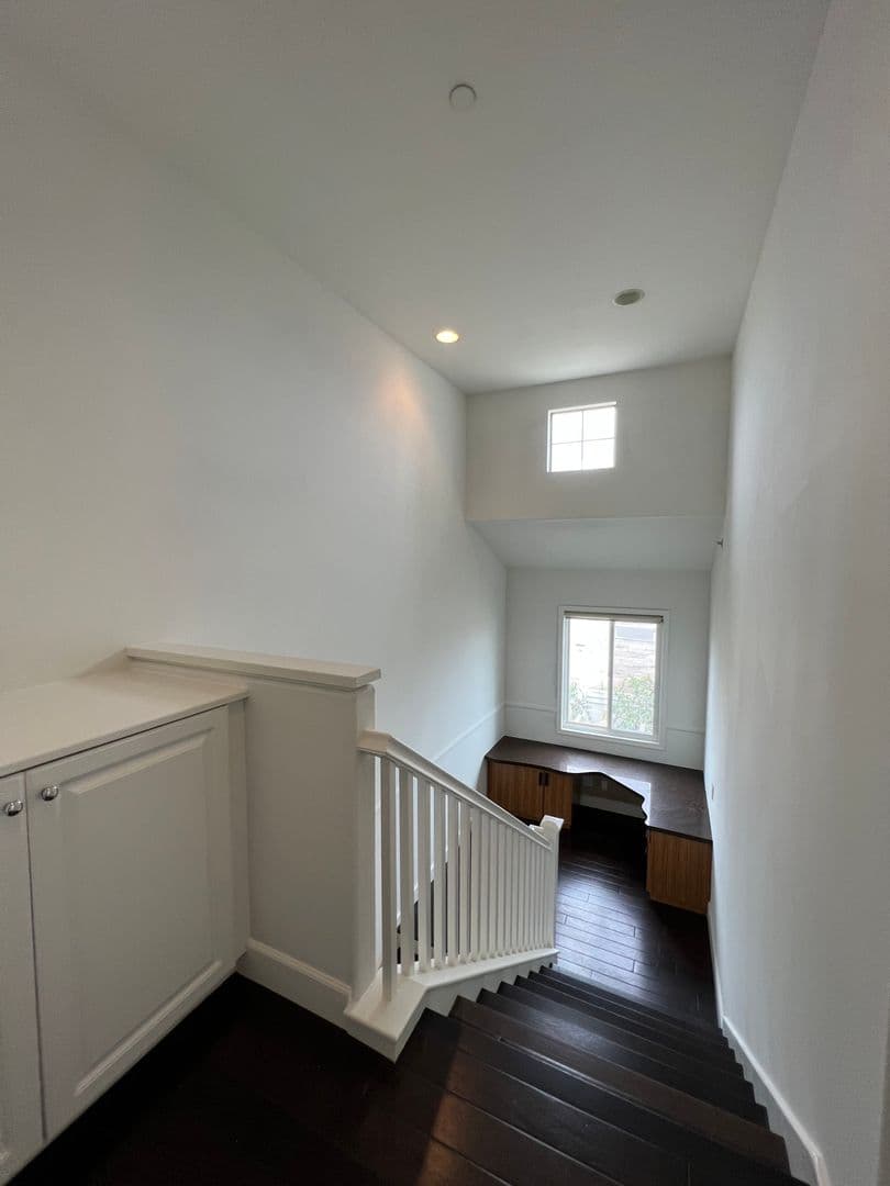 Huntington Beach House: 19411 Surfset Drive