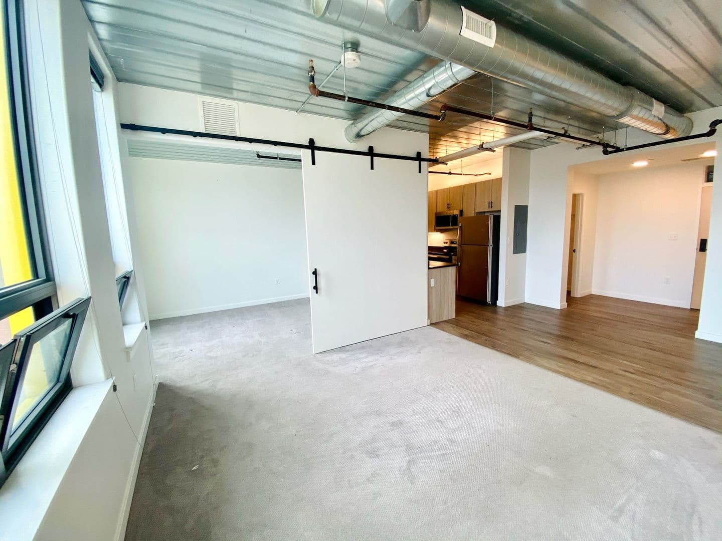 Worcester Apartment: 150 Green Street