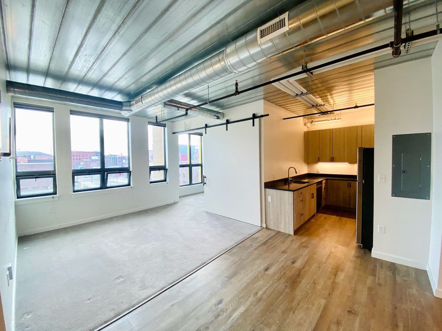 Worcester Apartment: 150 Green Street