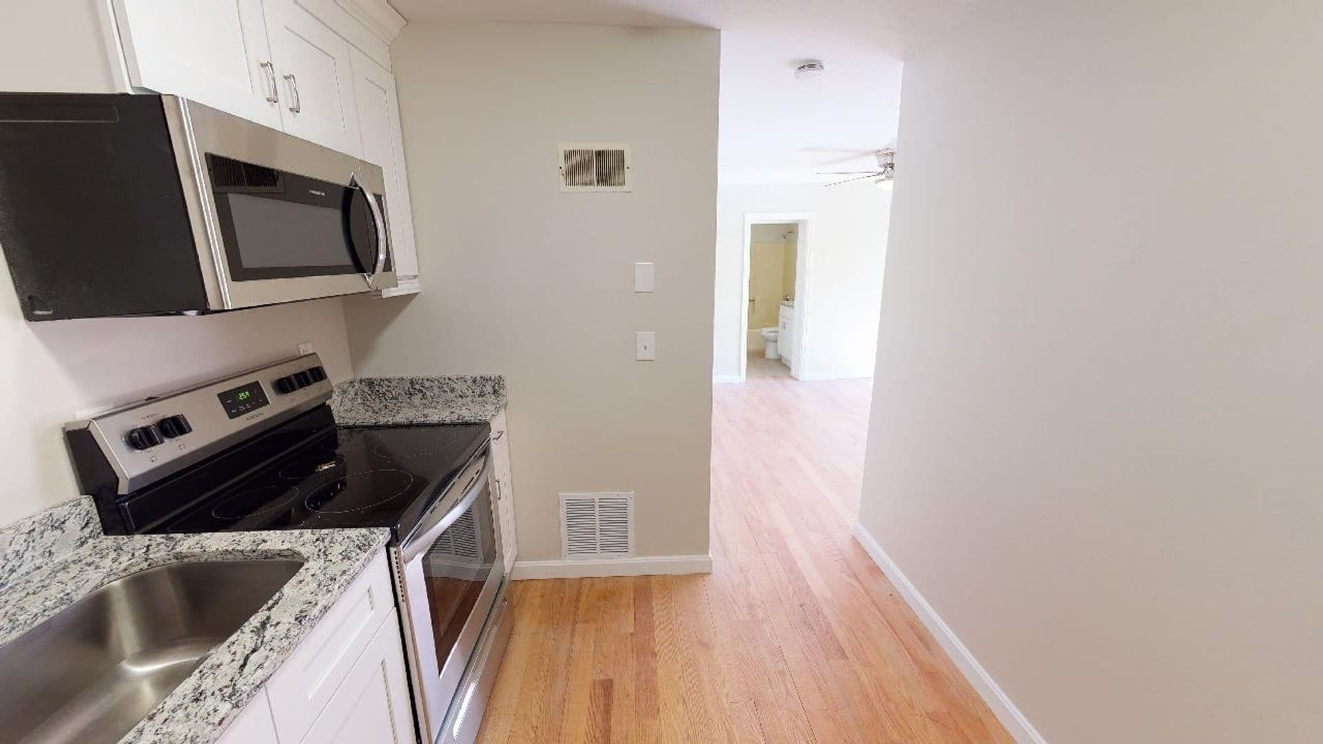 Uxbridge Apartment: 5 South Main Street