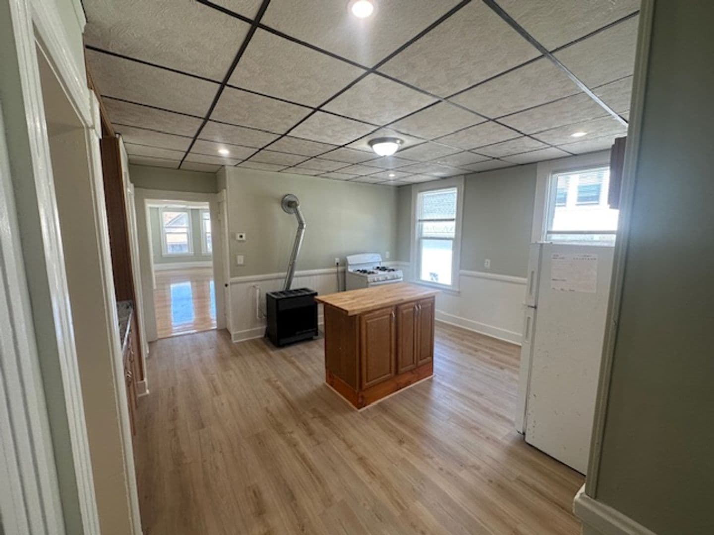 Worcester Apartment: 4 Hillside Street