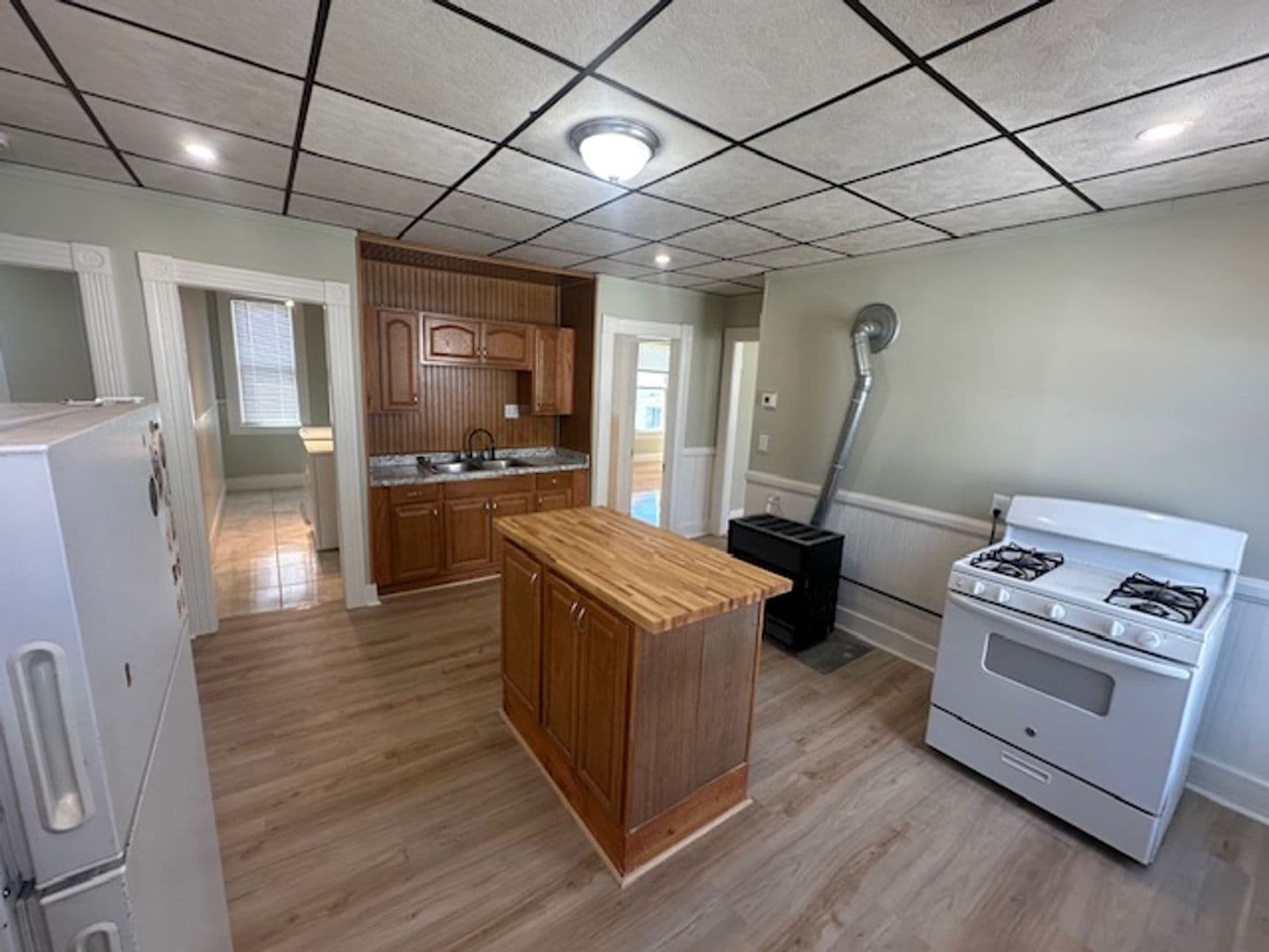 Worcester Apartment: 4 Hillside Street